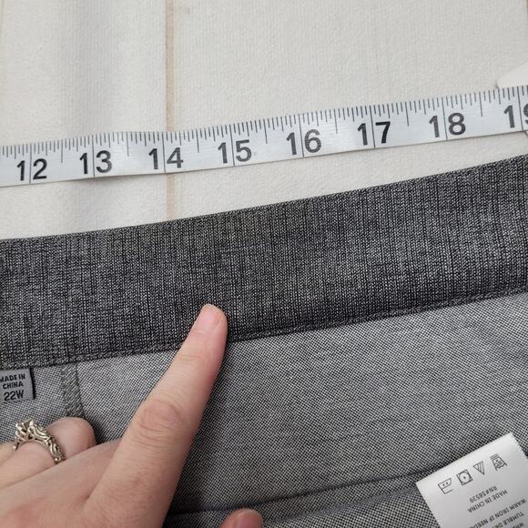 Kut from The Kloth slim straight tapered gray Stitch fix dress pants slacks crop - Picture 6 of 10